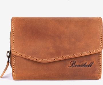 Benthill Wallet in Brown: front