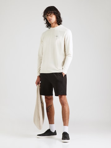 T-Shirt BOSS en blanc