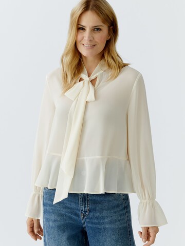 OUI Pusero värissä valkoinen: etupuoli