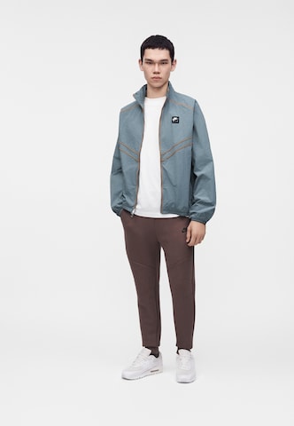 Nike Sportswear Övergångsjacka 'AIR' i grå: framsida
