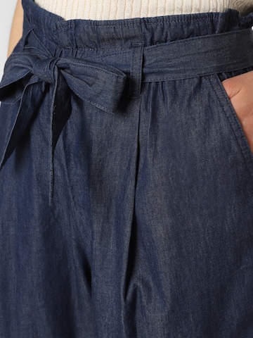 Marie Lund Regular Pleat-Front Pants in Blue