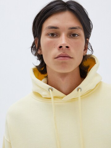 Sweat-shirt Pull&Bear en jaune