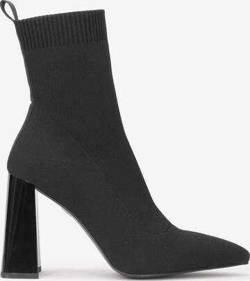 Kazar Bootie in Black