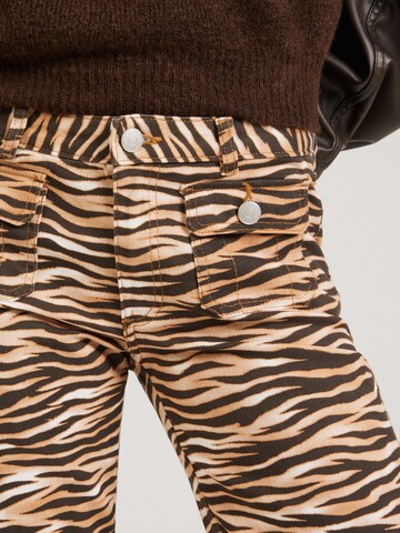 Monki Bootcut Kalhoty – hnědá