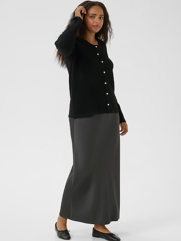 KAFFE CURVE Strickjacke 'KCNiela' in Schwarz