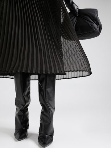 Warehouse Skirt in Black