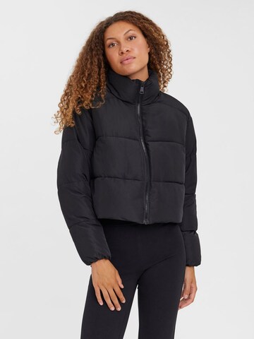 VERO MODA Jacke 'Capri' in Schwarz: predná strana