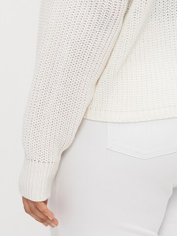 Cardigan 'CARCAROL NICE' ONLY Carmakoma en beige