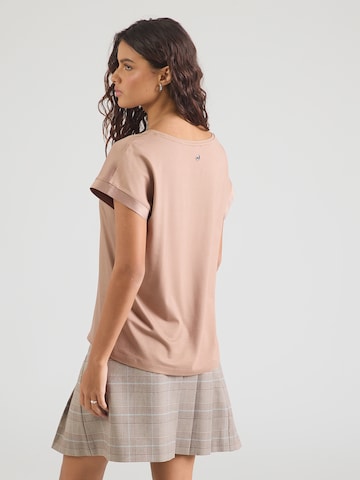 Tricou 'Taila' de la JOOP! pe maro