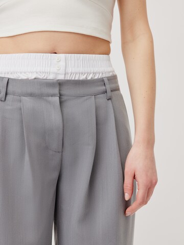 Loosefit Pantalon à pince 'Dilane' LeGer by Lena Gercke en gris