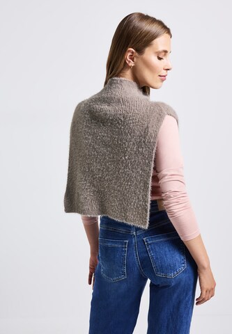 STREET ONE Cape in Brown