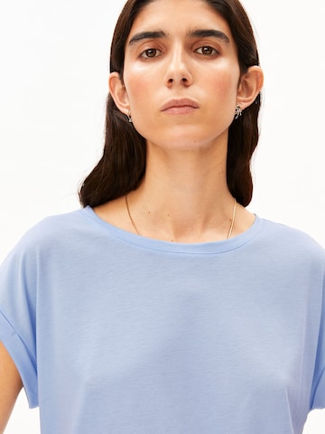 T-shirt ARMEDANGELS en bleu