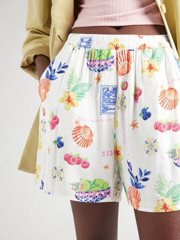 Loosefit Pantaloni 'ONLNOVA' di ONLY in bianco