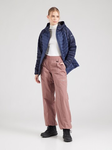 Effilé Pantalon outdoor 'Boundless Adventure Pant-Fig' COLUMBIA en rouge