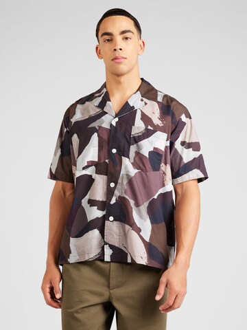 NORSE PROJECTS - Ajuste regular Camisa 'Mads' en marrón: frente