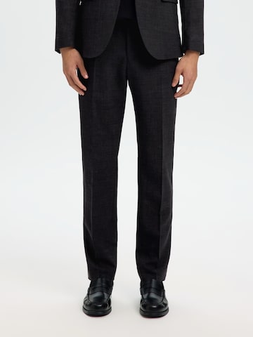 SELECTED Slim fit Trousers with creases 'SLHOASIS' in Black: front