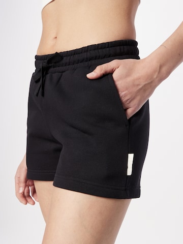 BJÖRN BORG Regularen Športne hlače 'CENTRE' | črna barva