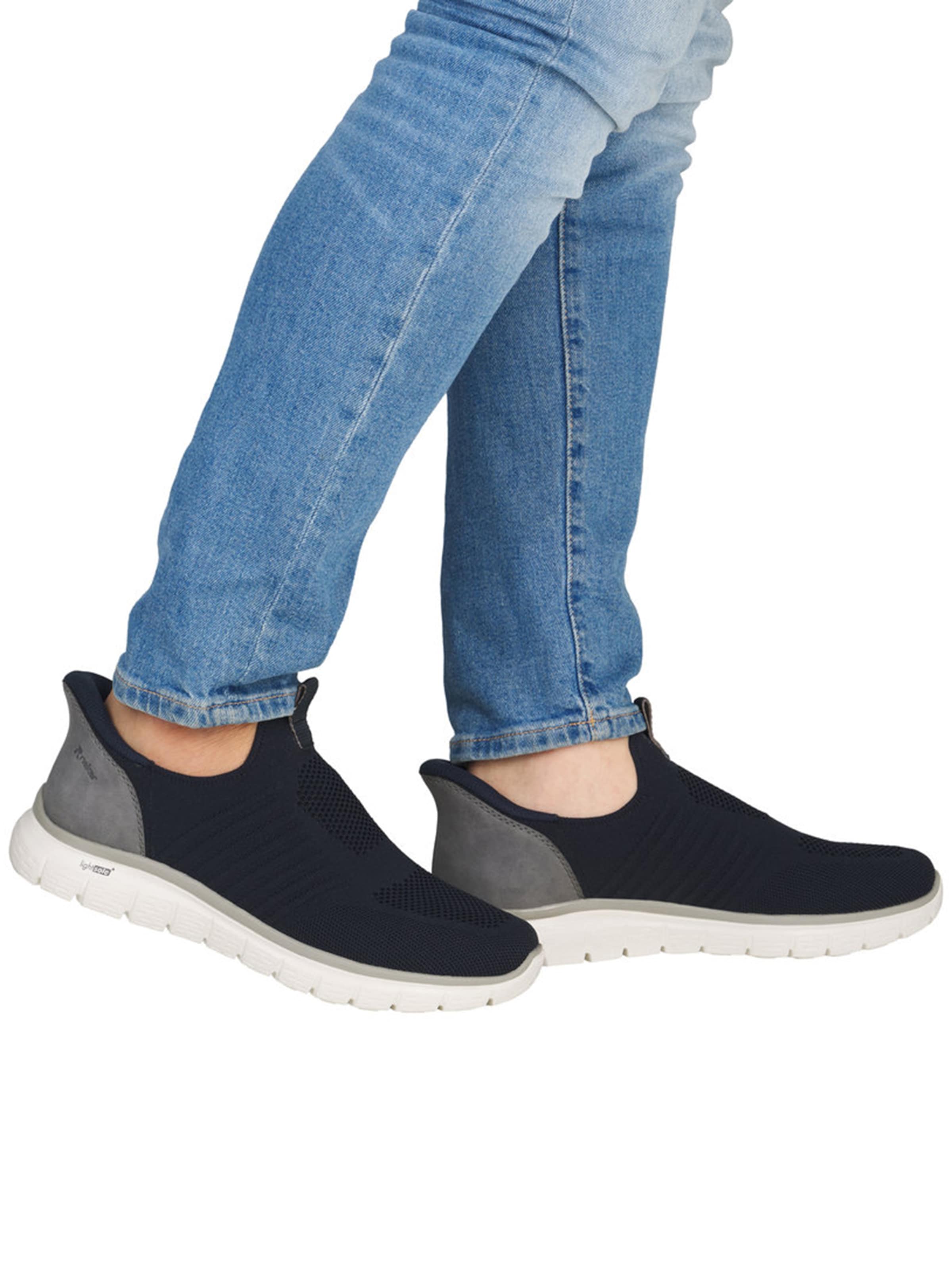Scarpa slip-on di Rieker in blu: frontale