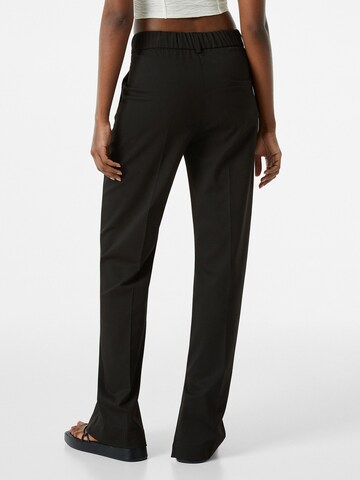 Bershka Loosefit Pantalon in Zwart