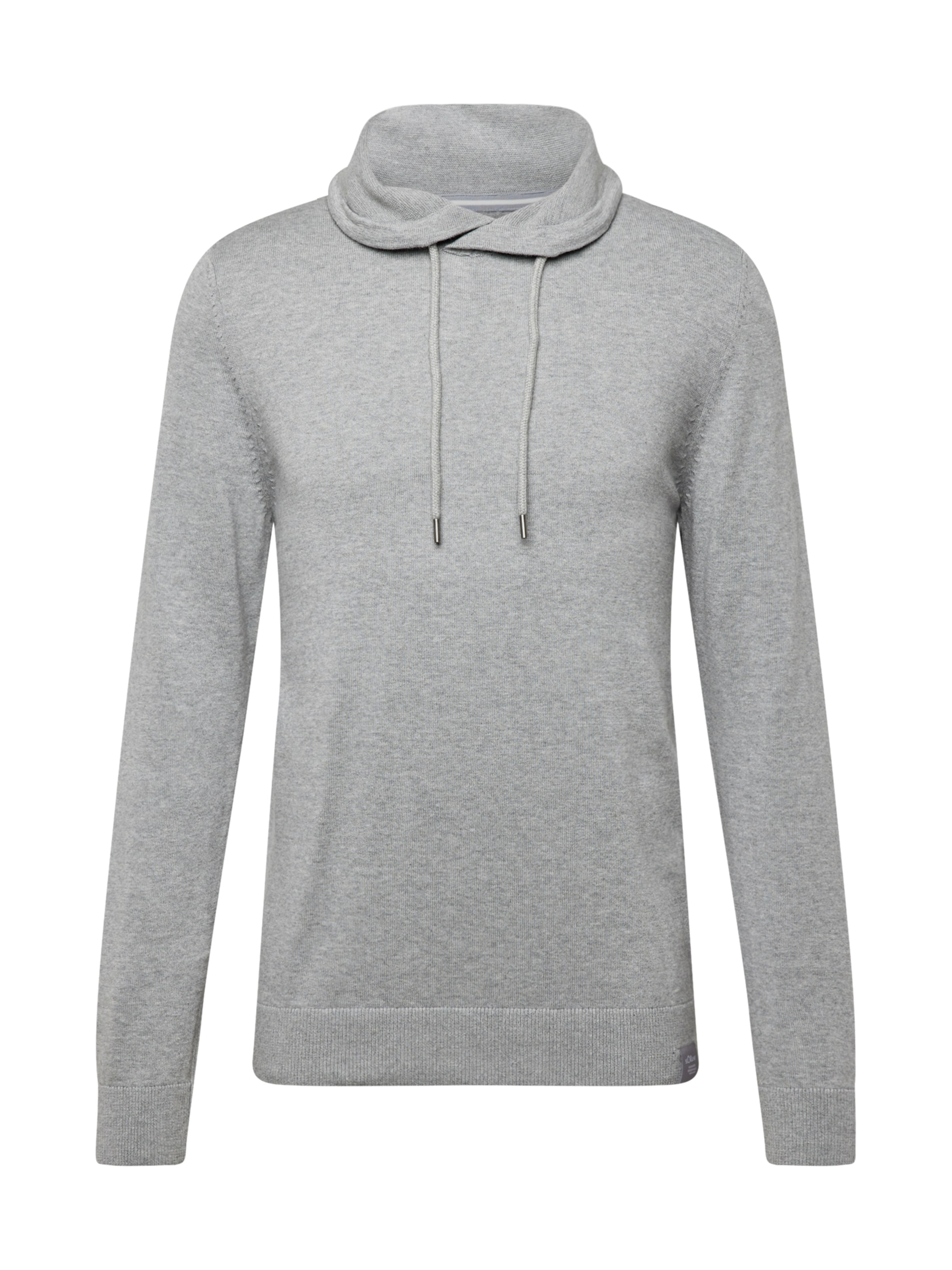 s.Oliver Sweater in Grey: front