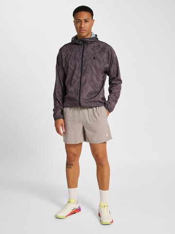 Hummel Udendørsjakke i grå