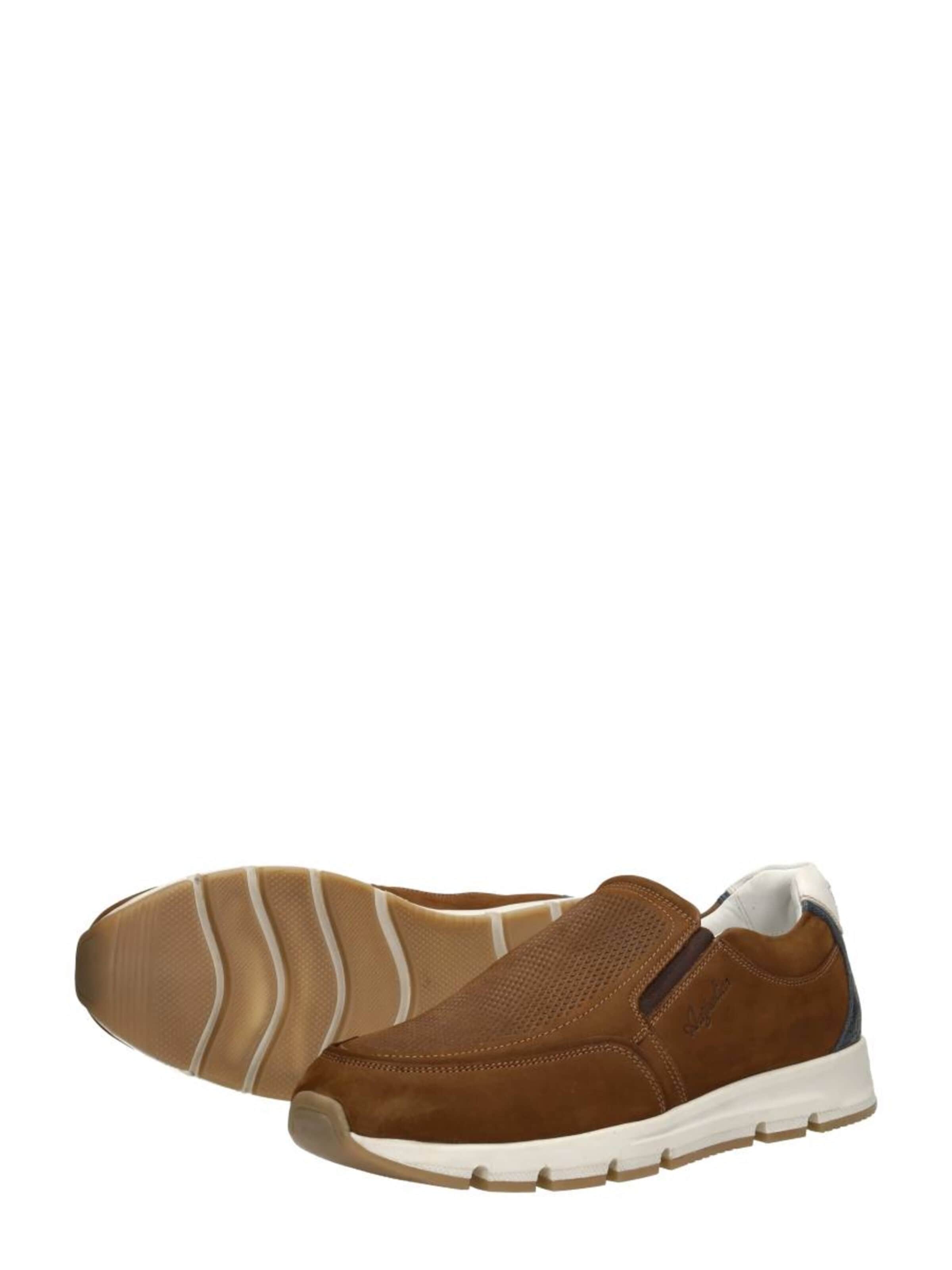 Australian Slip-ons 'Eagle' in Brown