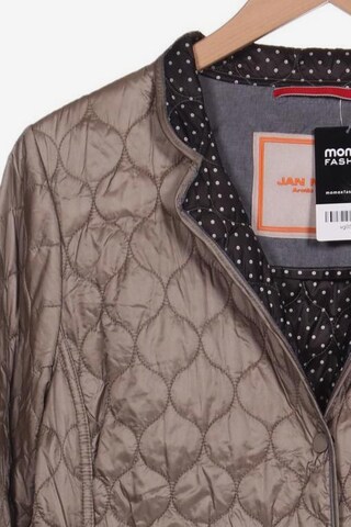 Jan Mayen Jacket & Coat in L in Beige