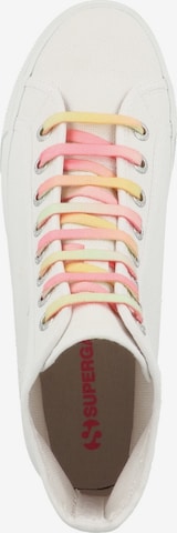 Baskets hautes '2708 Hi Top Shaded Lace' SUPERGA en blanc