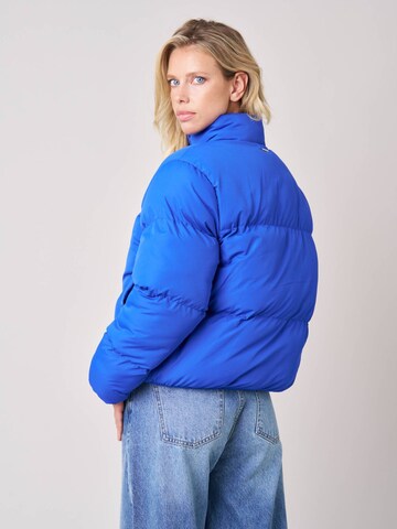 Manteau d’hiver Deeluxe en bleu