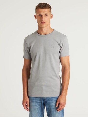 CHASIN' Shirt 'Base-B' in Grey: front