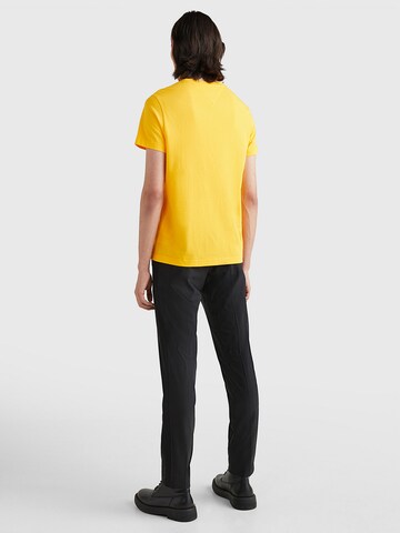 Coupe regular T-Shirt TOMMY HILFIGER en jaune