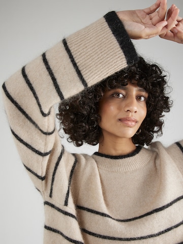 SECOND FEMALE Pullover 'Laila' in Beige