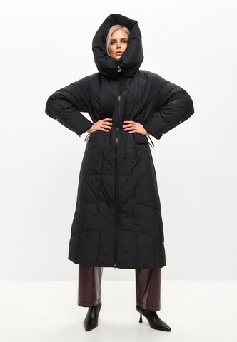 Manteau d’hiver CESARE GASPARI en noir
