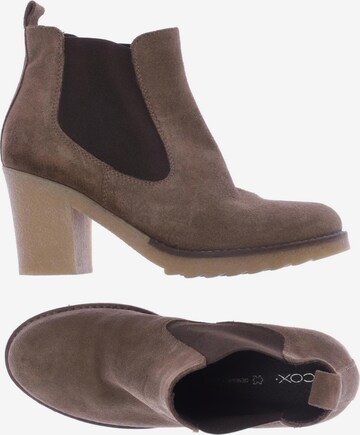 COX Dress Boots in 37 in Brown: front