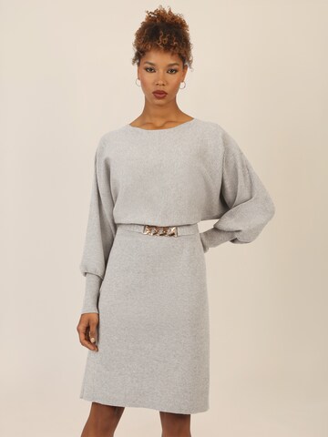 APART Knitted dress in Grey: front