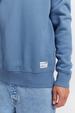 !Solid Sweatshirt in Blau