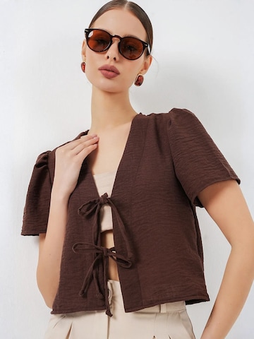 Bigdart Bolero 'Crop Top' in Brown