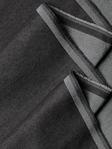 Calvin Klein Kaulaliina värissä musta