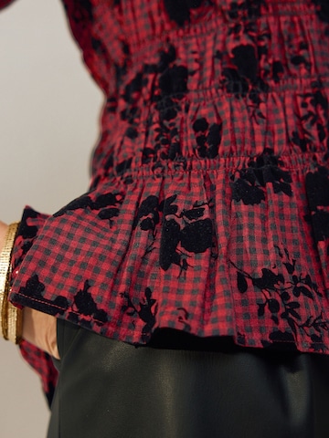 Next Blouse in Red