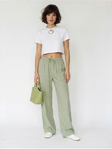 Bianco Lucci Wide leg Trousers 'Hose' in Green