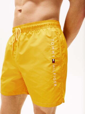 Shorts de bain Tommy Hilfiger Underwear en jaune