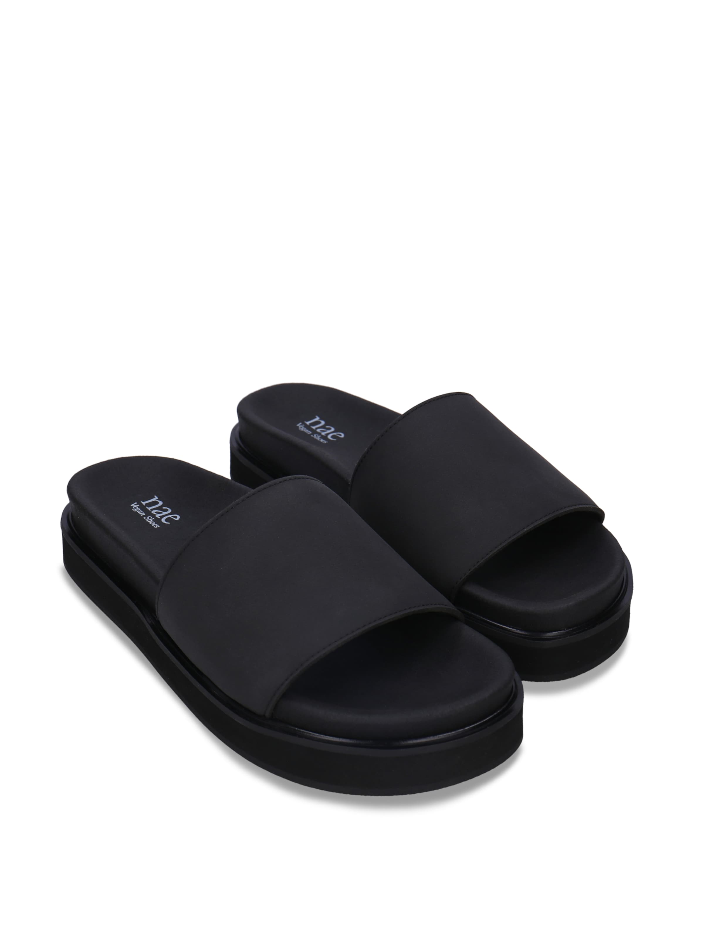 Sandalo 'OKINA' di nae Vegan Shoes in nero