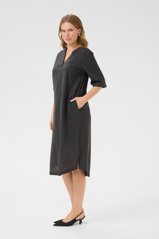 Robe 'Kia' Kaffe en gris