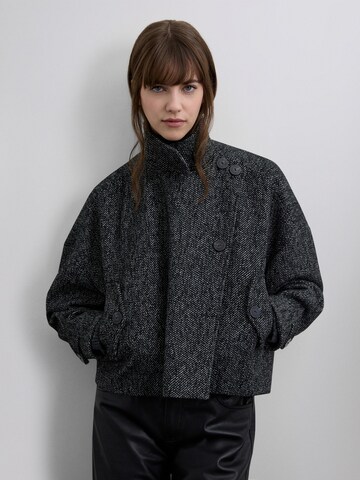 melns Scalpers Starpsezonu jaka 'Herring'