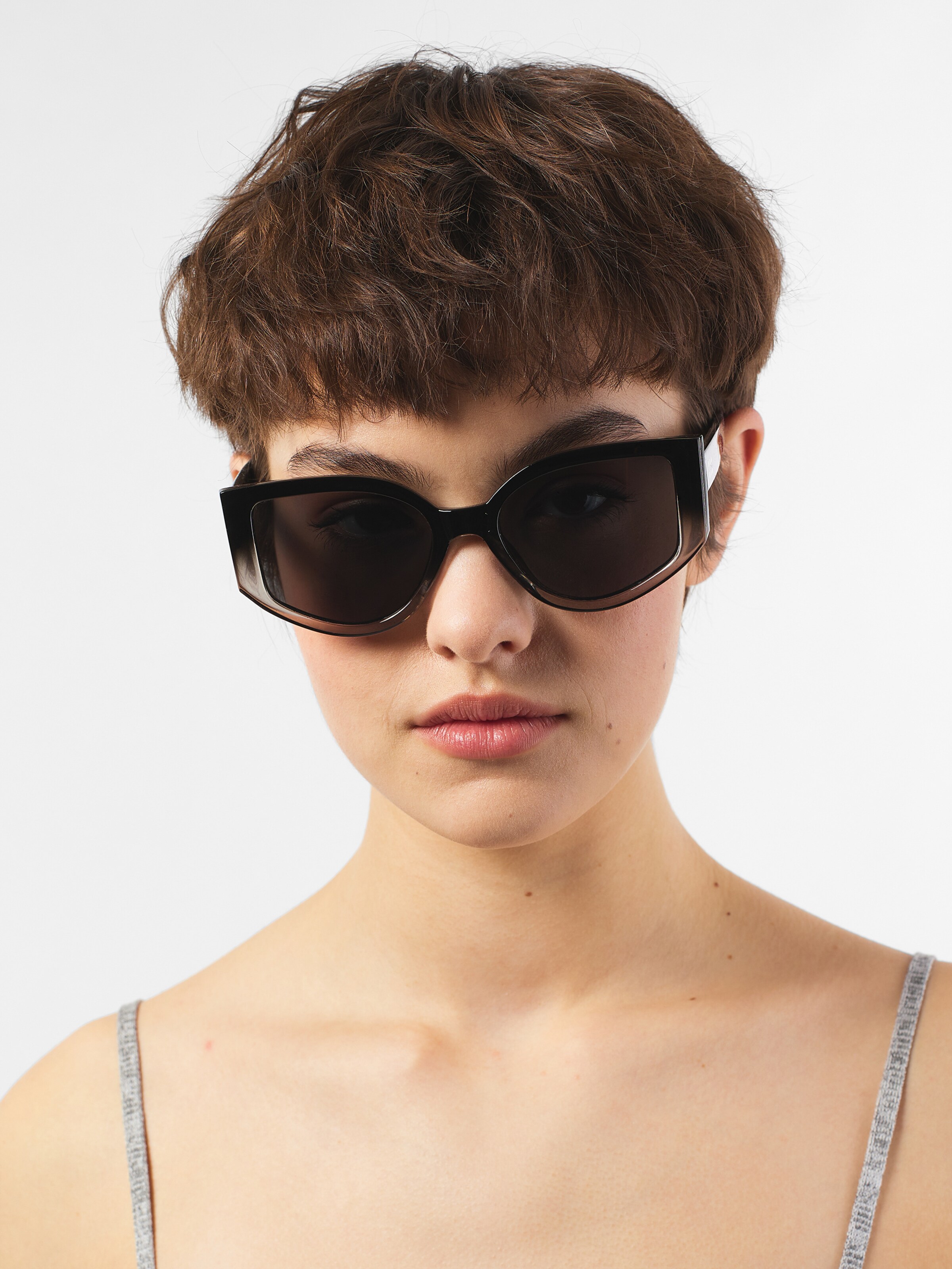 Frauen Sonnenbrillen Six Sonnenbrille in Dunkelgrau - QE41064 Frauen Sonnenbrillen Six Sonnenbrille in Dunkelgrau - QE41064
