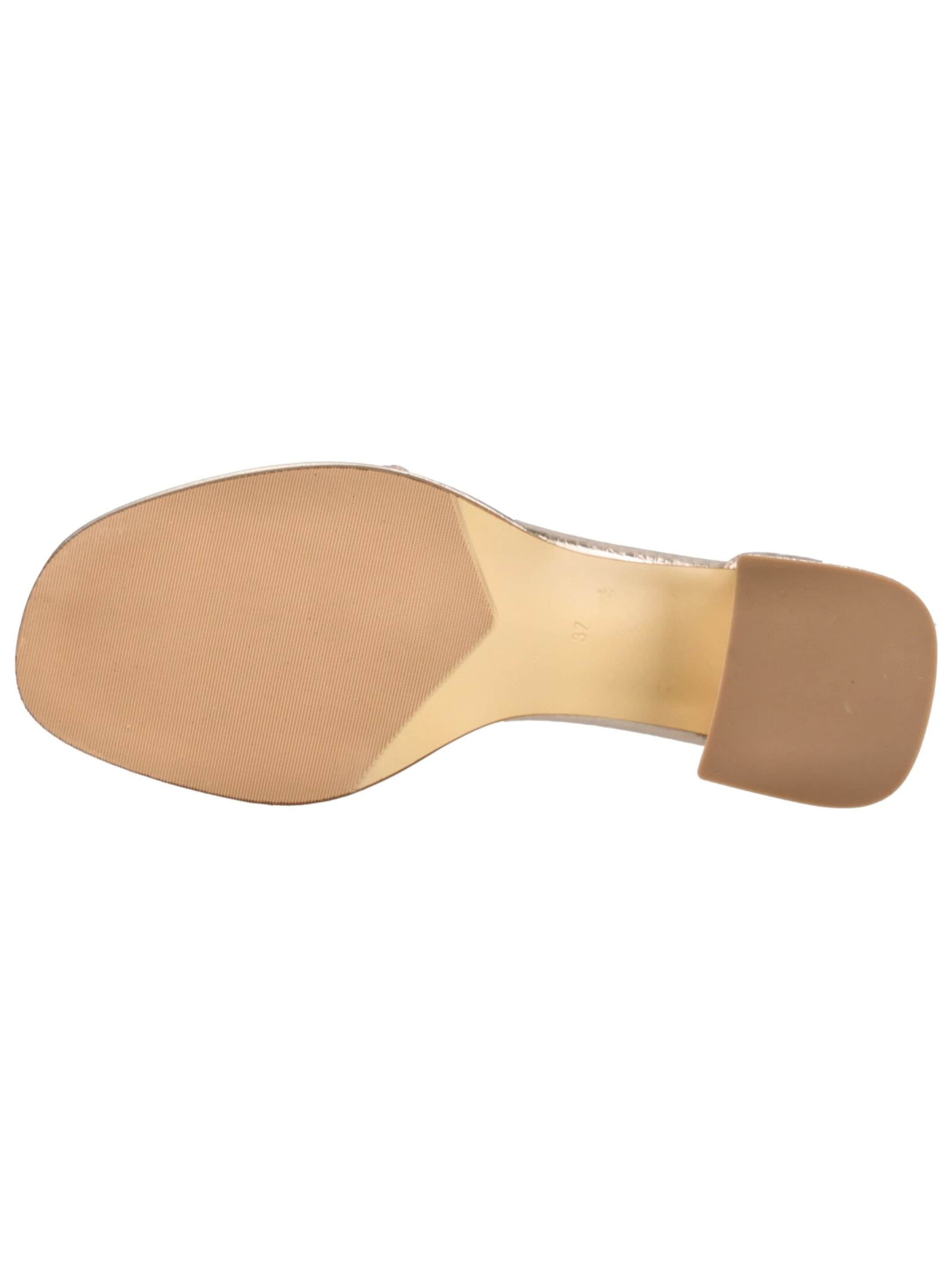 Regarde le Ciel Strap sandal in Gold