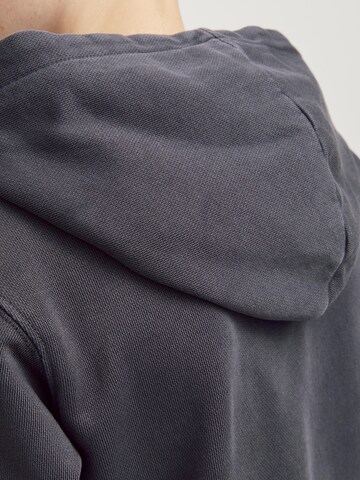 Jack & Jones Junior Sweatshirt 'JJECHARGE' in Grijs