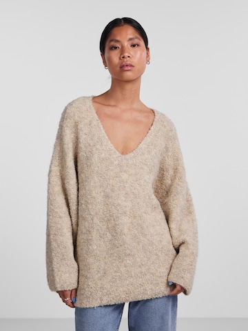 PIECES Sweter 'Fika' w kolorze beżowy: przód