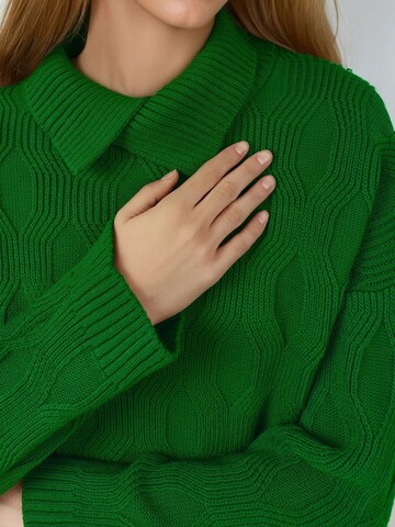 Pullover di My fashion in verde