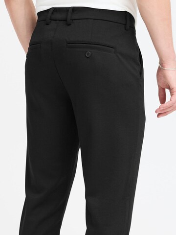 Slimfit Pantaloni chino 'Helmer' di BLEND in nero